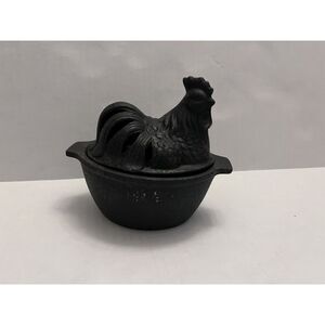 Red Shed Spiced Candle In Reusable Chicken